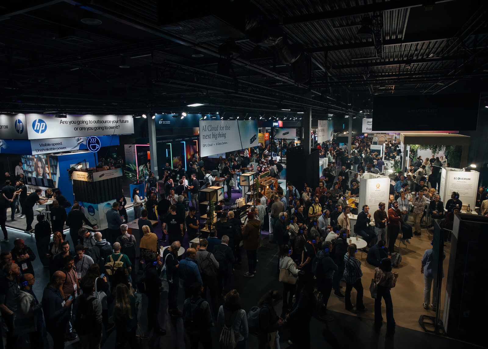 100+ exhibitors